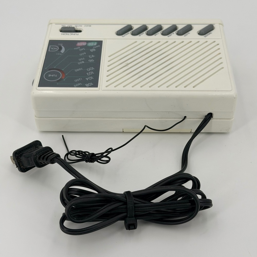 Technidyne Alarm Clock Radio Unisex OS White working Vintage AM/FM TD-289 - Picture 6 of 6